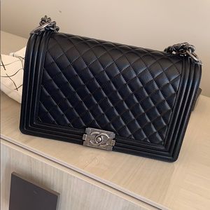 Chanel boy bag ( new medium)